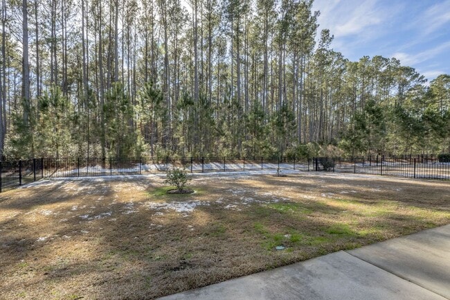 Building Photo - Spacious 3 Bed 2 Bath -The Landings At New Riverside