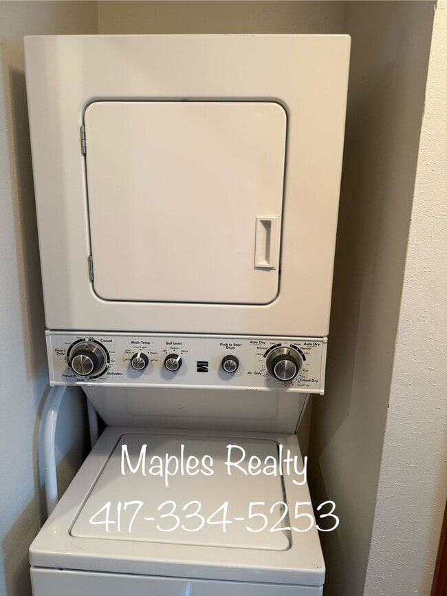 Building Photo - One bedroom FURNSIHED condo at Pointe Royale