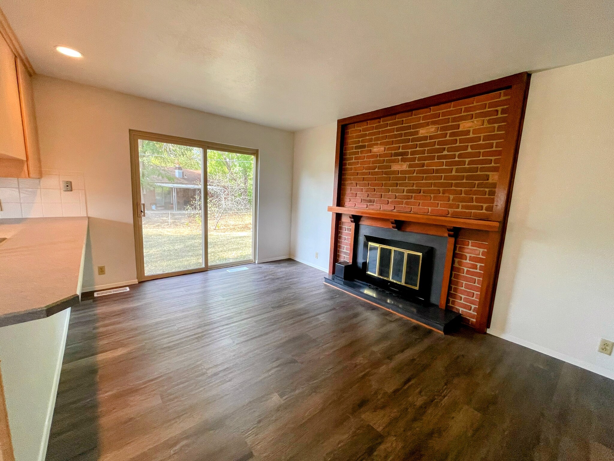 Building Photo - 2701 Wintergreen Dr