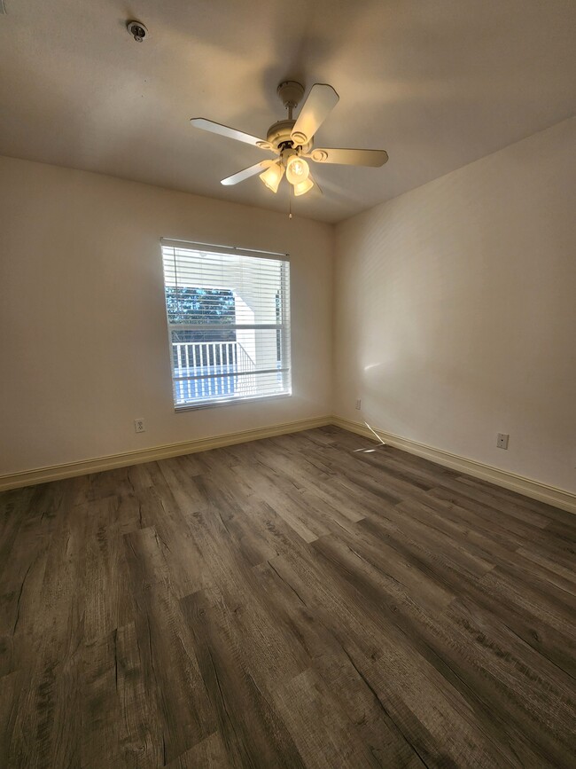 Building Photo - 965 Tarpon Cove Dr