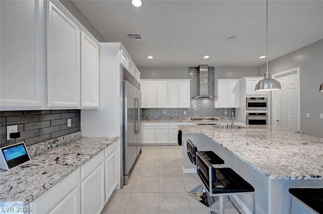 Building Photo - 358 Elder View Dr