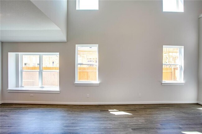 Building Photo - 603 Pheasant Hill Ln
