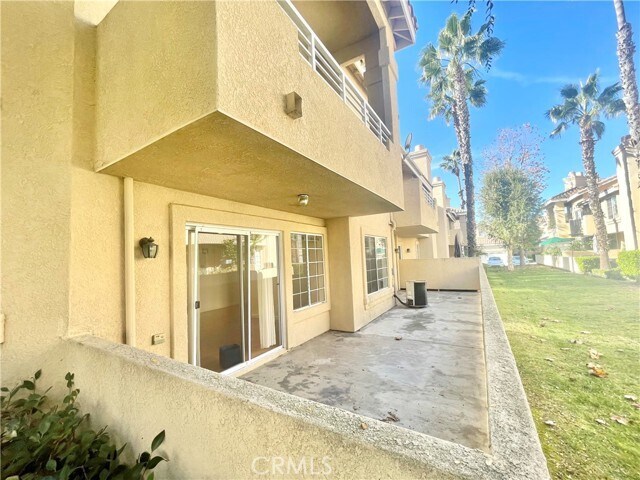Building Photo - 25141 Via Azul