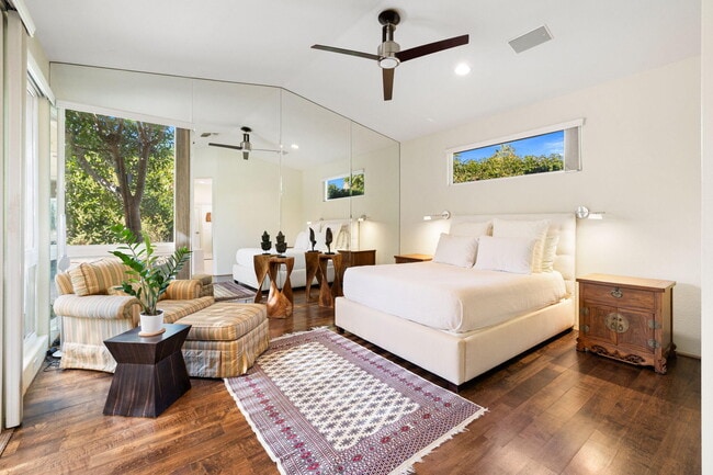 Building Photo - 49105 Casa Del Rio