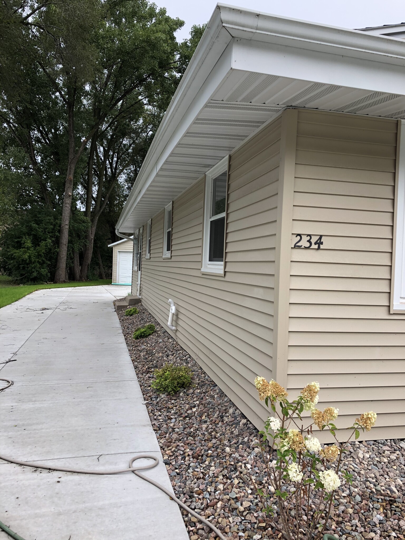 234 is in back of building - 234 Coolidge St