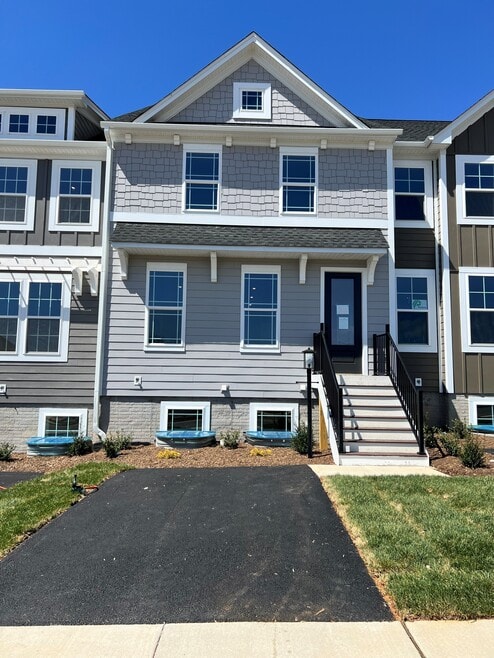 Building Photo - 2423 Anlee Rd