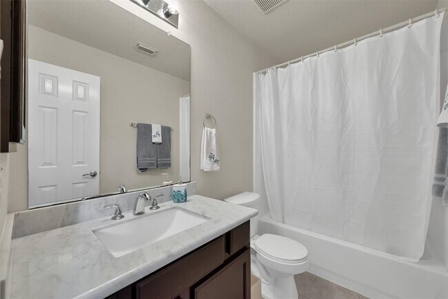 Building Photo - 155 Snug Harbor Dr