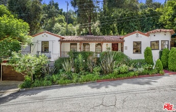 Building Photo - 5946 Tuxedo Terrace