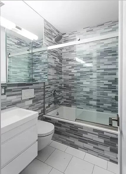 Building Photo - 330 East SIXTH Street