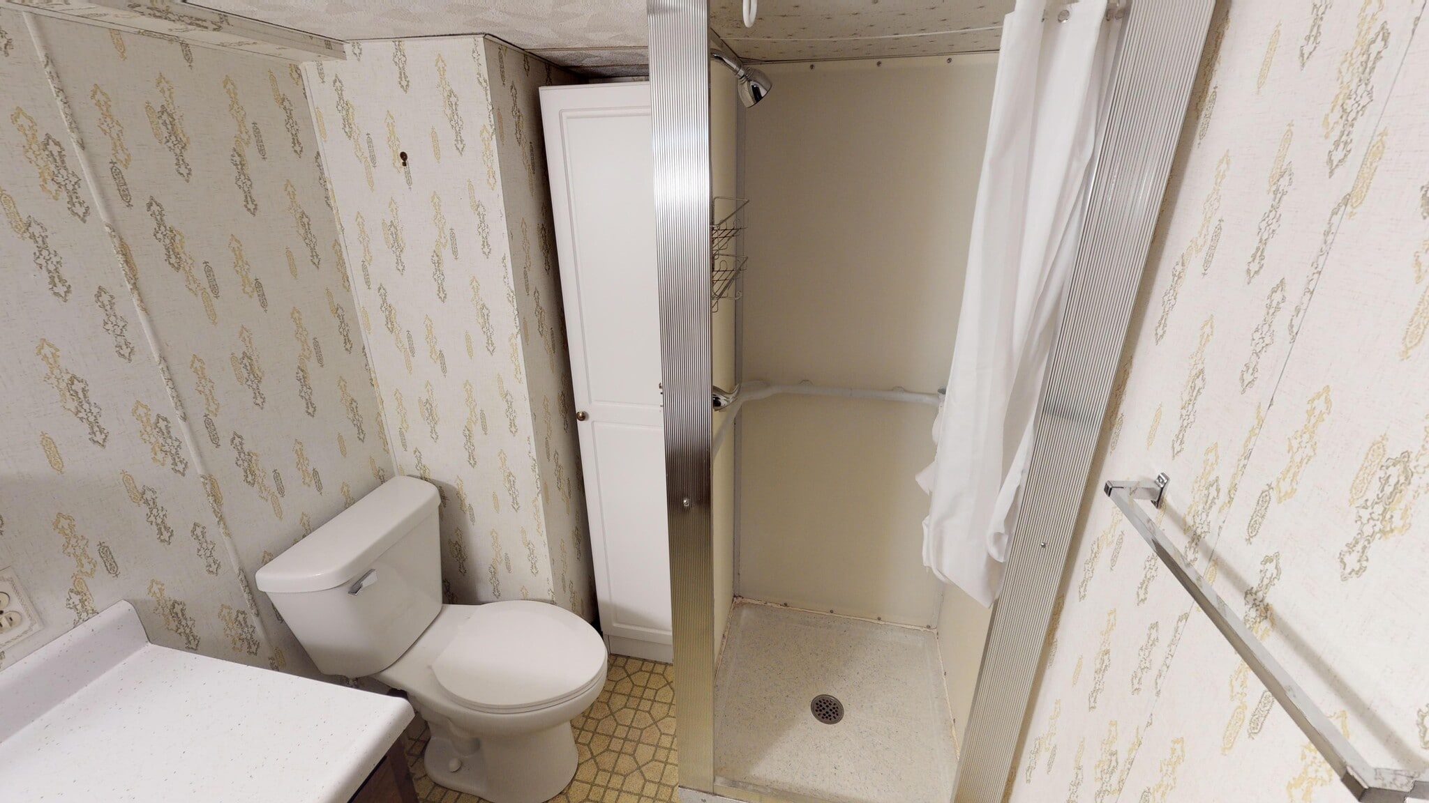 Building Photo - 907 E Harding Dr