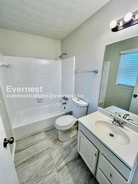 Building Photo - 280 Summer Pond Trail