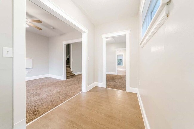 Building Photo - 2020 W 99th St
