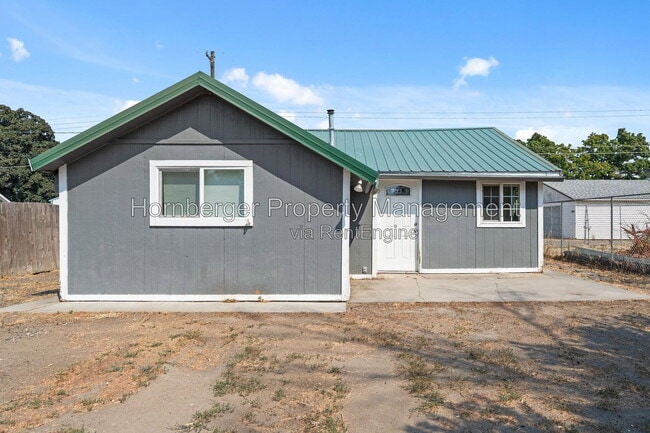 Building Photo - 1103 E Joseph Ave
