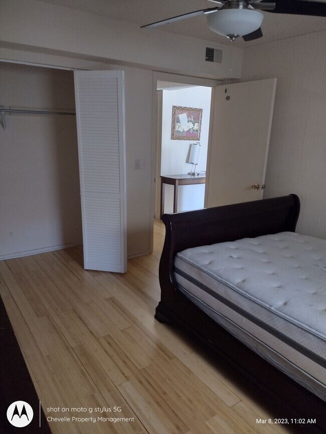 Building Photo - Furnished 2 bedroom with Loft