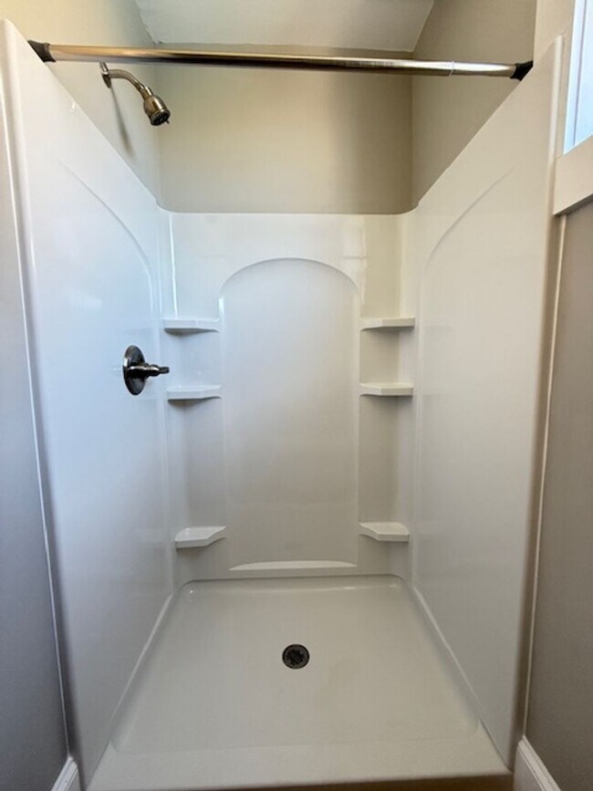 Building Photo - 1613 Jefferson Ave