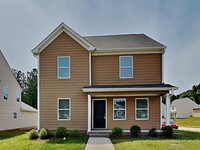 Building Photo - One Month FREE Move-in Special!