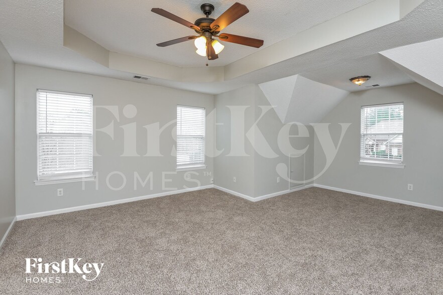 Building Photo - 3021 Bowron Rd