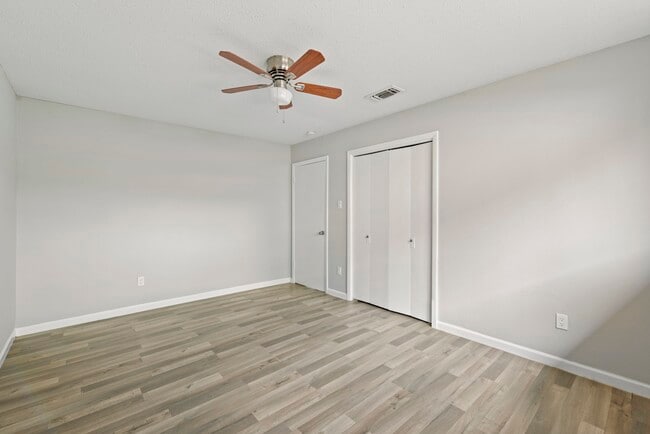 Building Photo - 3808 Corto St