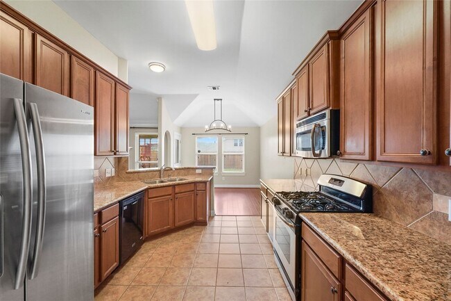 Building Photo - 24811 Sandusky Dr