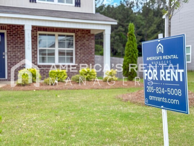 Building Photo - Move-in Special! Beautiful 5 Bed, 2 Bath h...