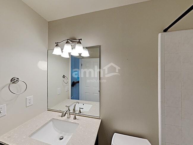 Building Photo - 2056 N 850 W