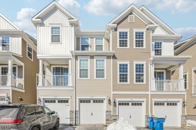 Building Photo - 179 Jasmine Dr