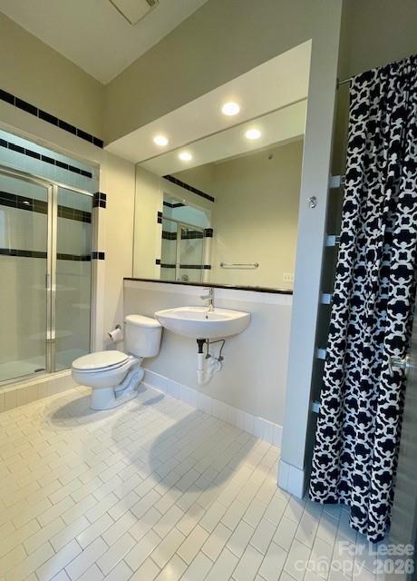 Building Photo - 514 W 10th St