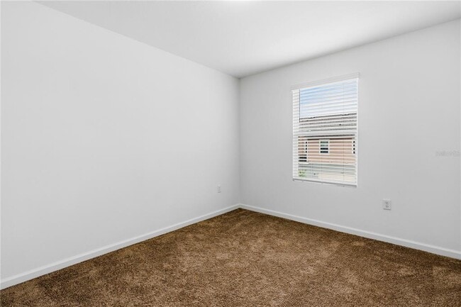 Building Photo - 9844 Walkway Dr