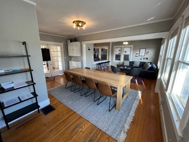 Building Photo - 2108-2110 Bardstown Rd