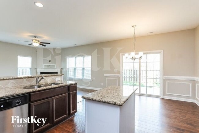 Building Photo - 146 Marsh Creek Dr