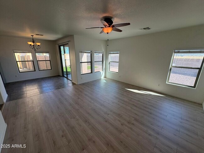 Building Photo - 7709 S 63rd Dr