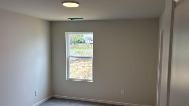 Building Photo - 16932 Aiken Rdg Cir