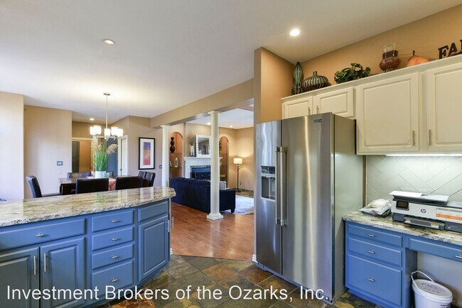 Building Photo - 4 br, 4 bath House - 149 Country Bluff Drive