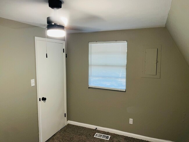 Building Photo - Meginnis Arm Properties, LLC