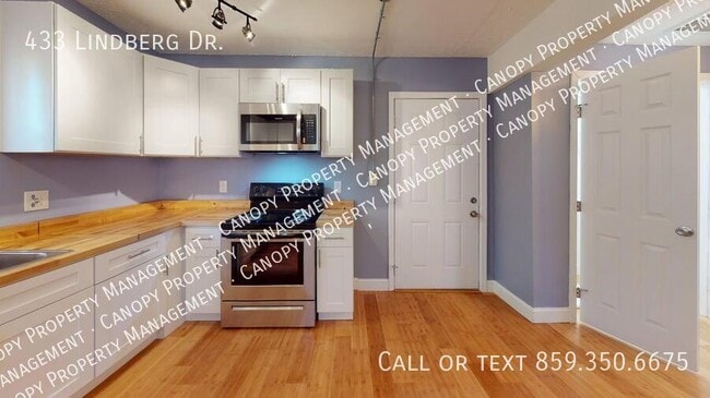 Building Photo - 433 Lindberg Dr