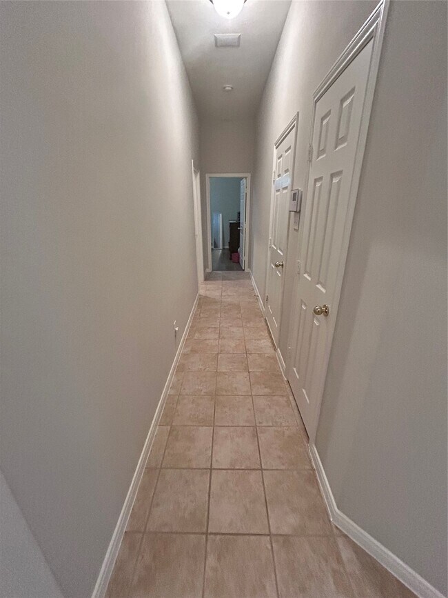 Building Photo - 22018 Shady Heath Ln