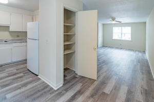 Building Photo - 6033 Springside Ln