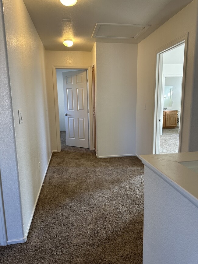 Building Photo - 6529 Adonis Heights St