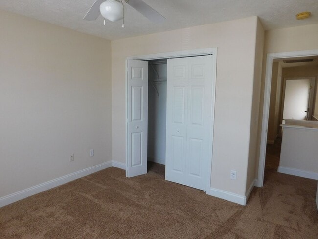Building Photo - 4227 Arbor Green Way