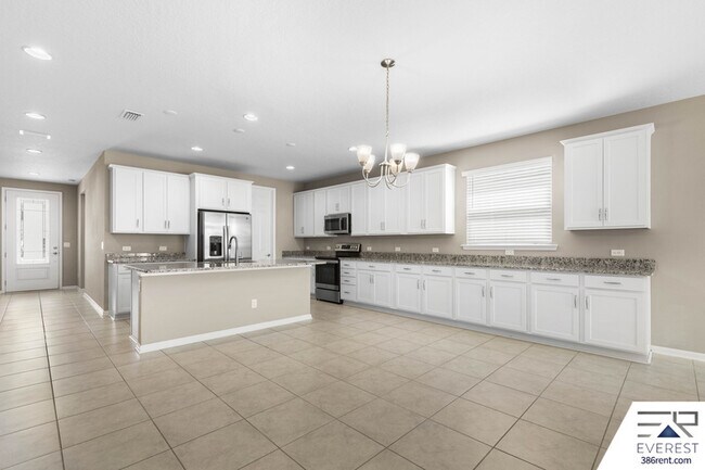 Building Photo - 58 Los Lagos Blvd