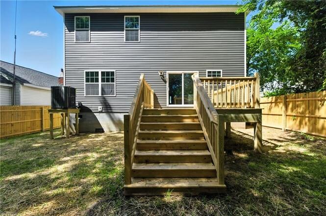 Building Photo - 236 Buxton Ave