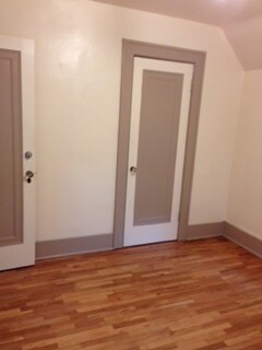 Building Photo - Terrific College Avenue 3 bed/2 bath house - 3 blocks from The Hill