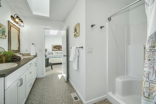 Building Photo - Luxury Estate Compound in Woodinville