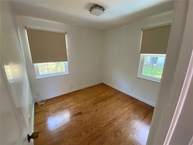 Building Photo - 3411 DE BAZAN Ave