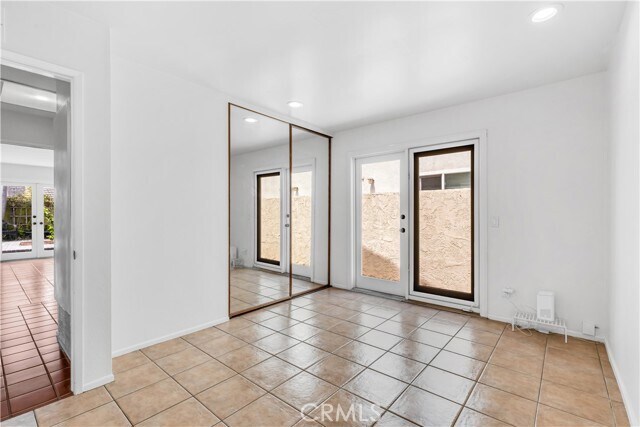 Building Photo - 33051 Christina Dr