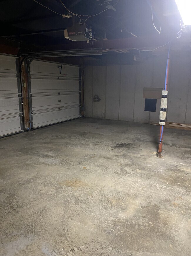 Building Photo - 20698 Wilkes Creek Rd