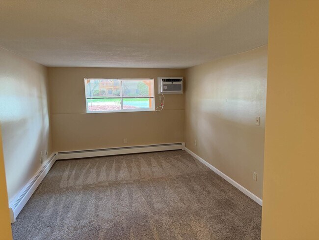 Building Photo - 1 Lancelot Court