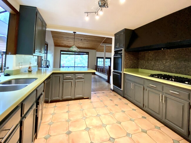 Chef's Kitchen with Full Pantry - 178 Muerdago Rd