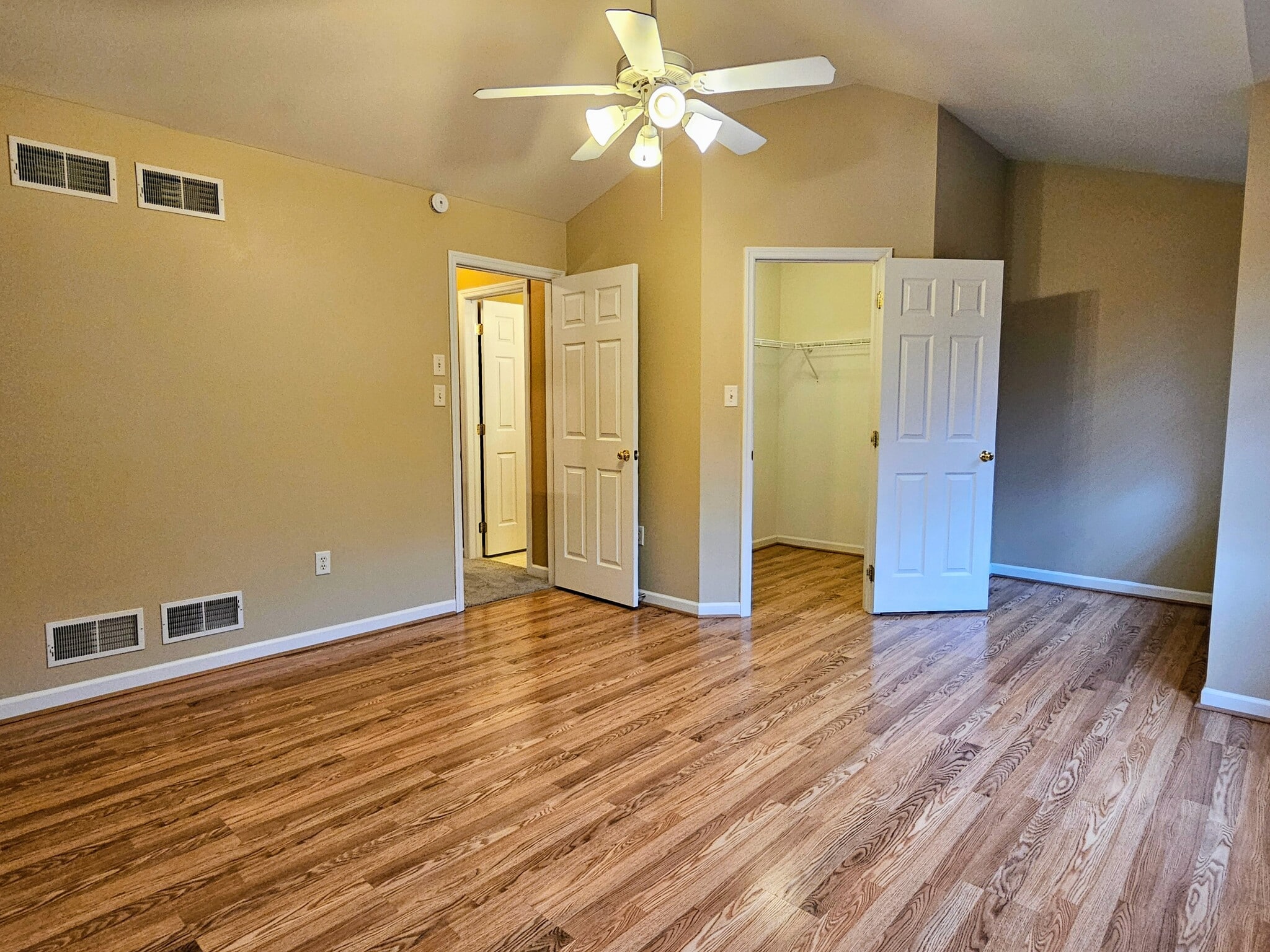 Building Photo - 562 Wood Duck Dr