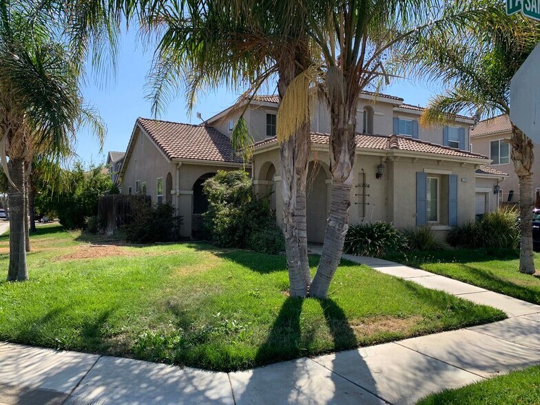 Primary Photo - 1435 San Diego St